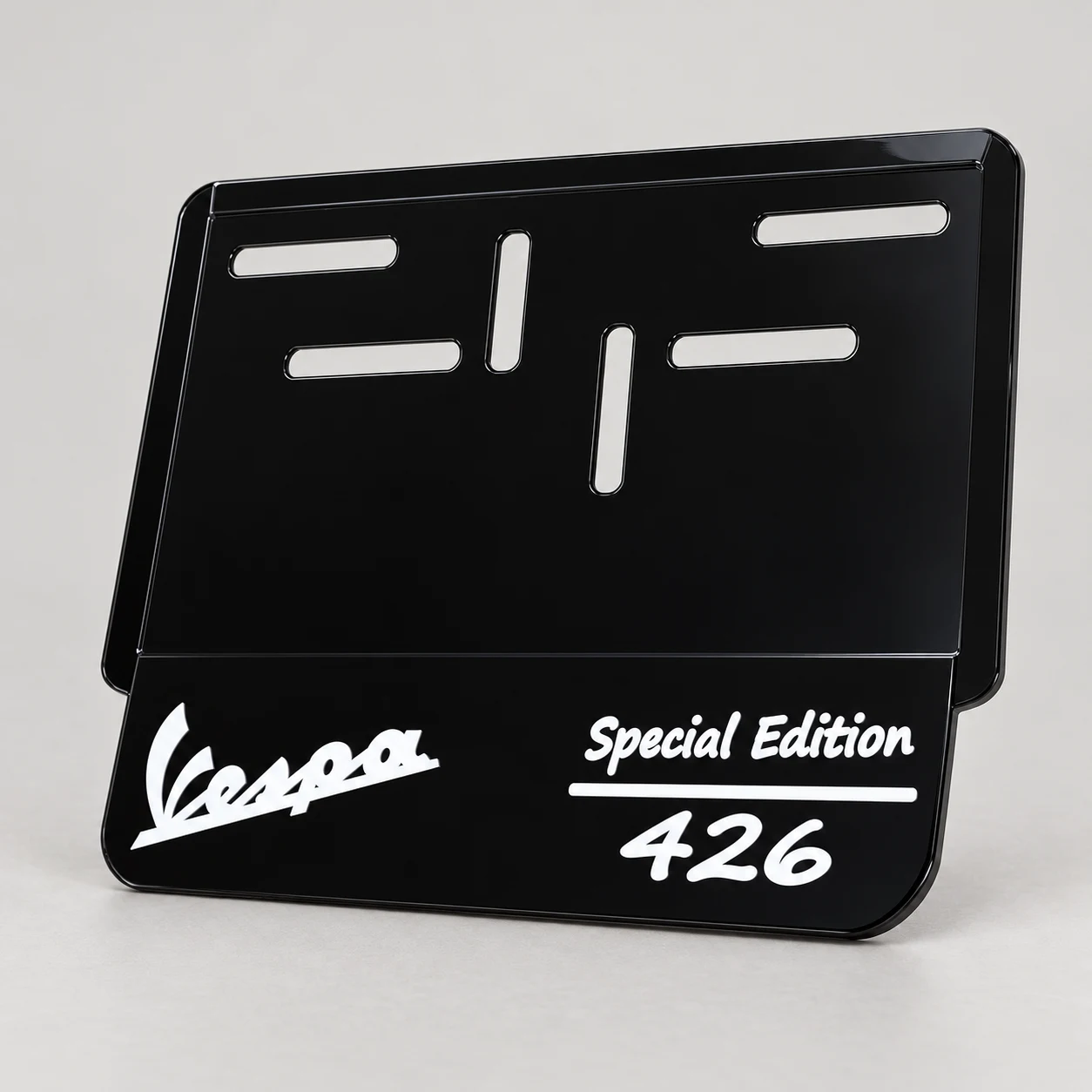 قاب پلاک موتور طرح Vespa 426